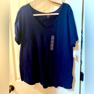 NWT Gap brand navy v neck